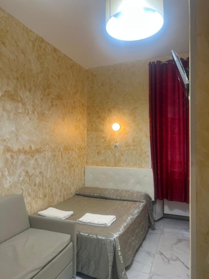 Termini Golden House Hotell Rom Exteriör bild